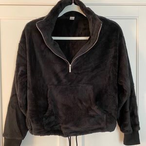 Fuzzy black pullover
